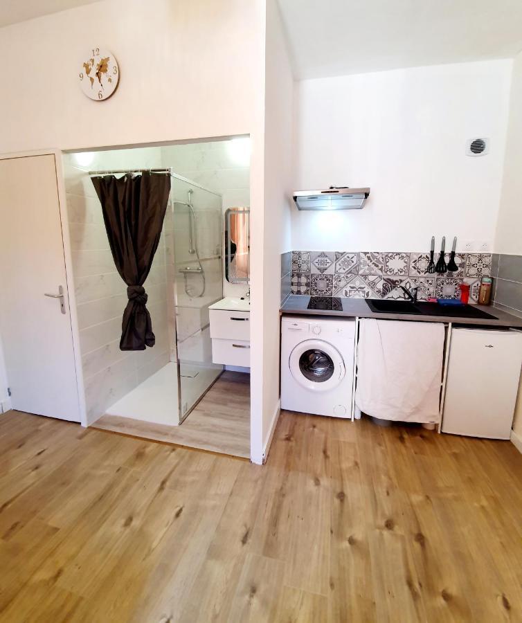 Studio Renove De 20 M2 Pour Deux Personnes Apartment Blaye-Les-Mines Exterior foto